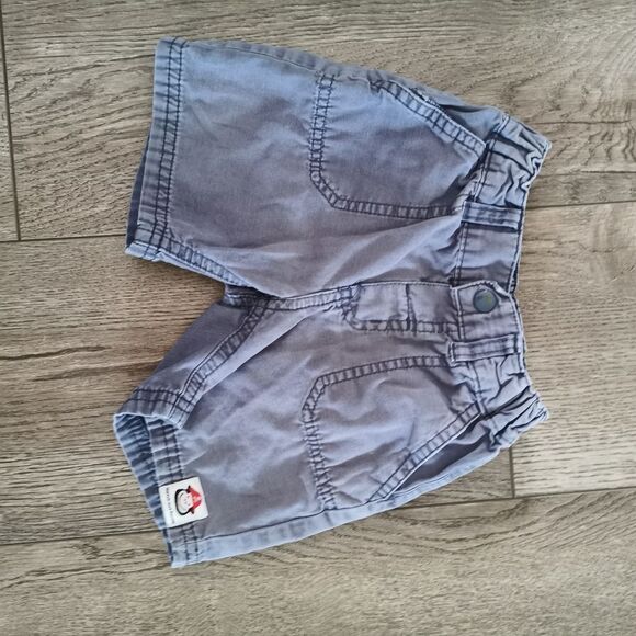 5/$10 H&M baby boy shorts 9-12 m - Picture 1 of 4